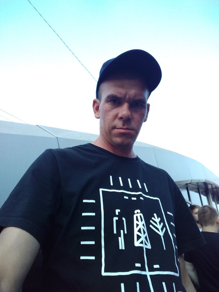  30876499  , 34 ,    