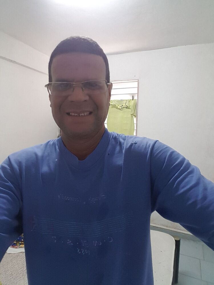  31364339  Francisco, 44 ,    