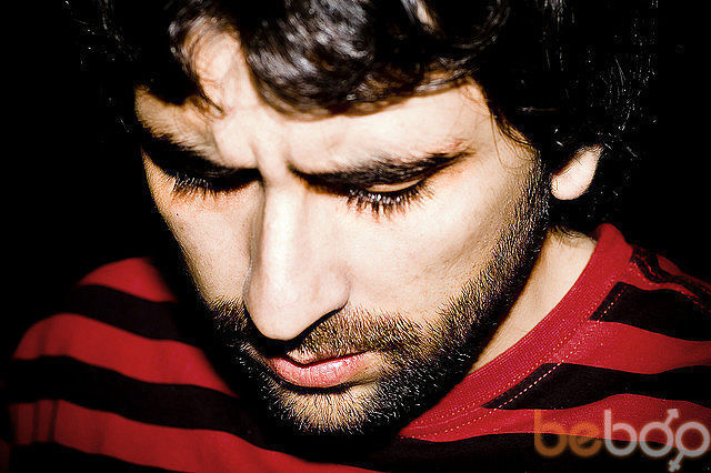  ,   Gio, 39 ,   