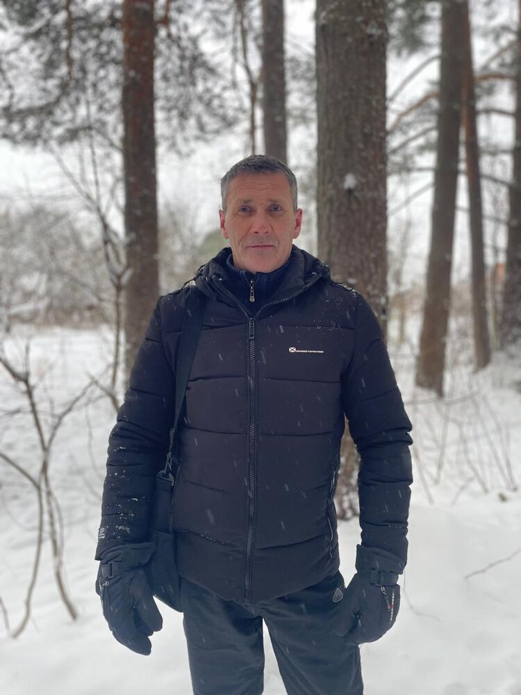  48875309  Igor, 56 ,    
