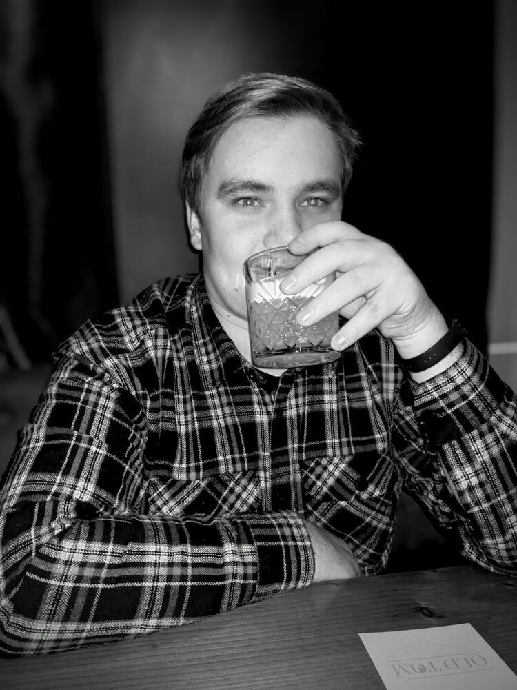 ���� 49820149 ������� Bohdan, 30 ���, ���� ���������� � �����