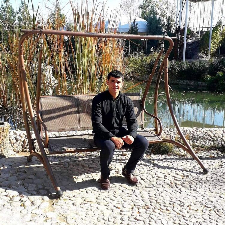  ,   Dilshod, 33 ,   ,   
