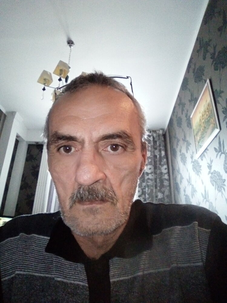  29642599  , 61 ,    