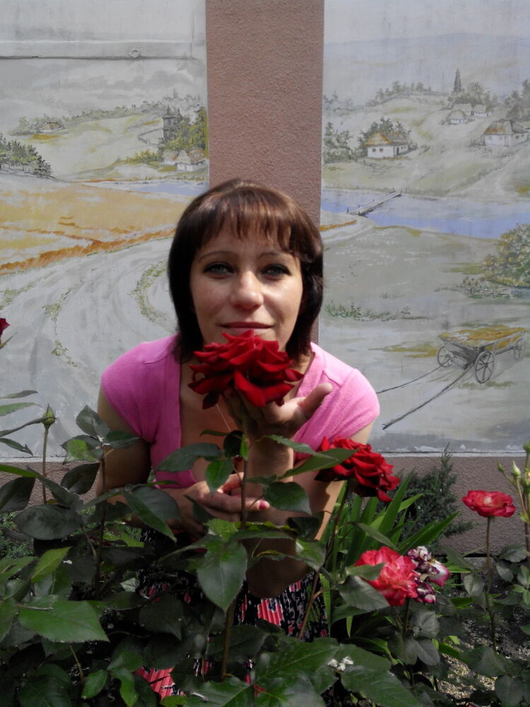  6182899  Elena, 44 ,    