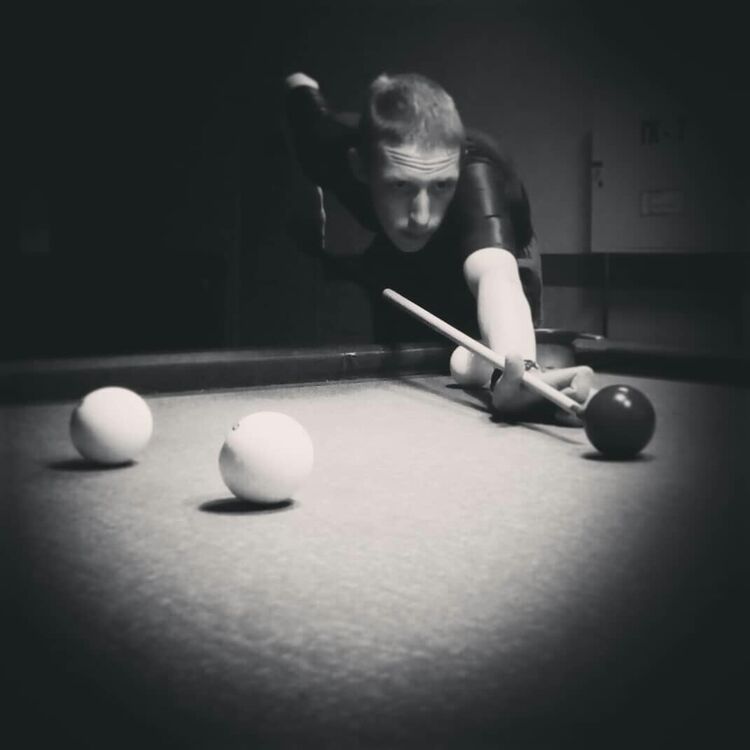  ,   Artem, 27 ,   ,   , c 