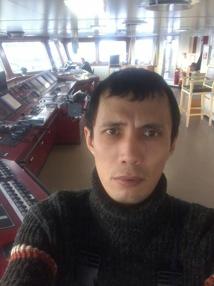  9686759  , 42 ,    