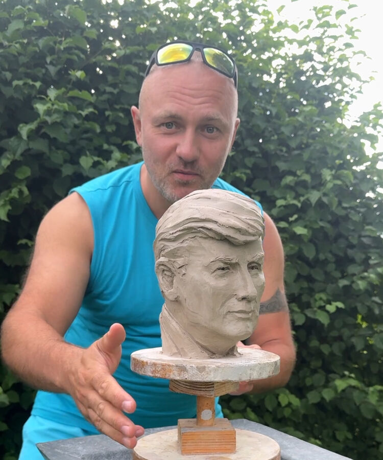  44828649  Alex, 49 ,    Stuttgart