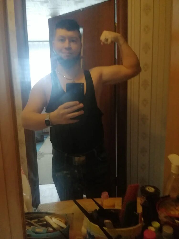  46784269  , 33 ,    