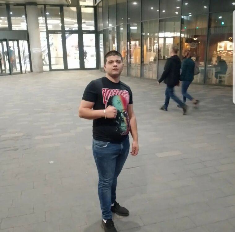  44094459  , 22 ,    