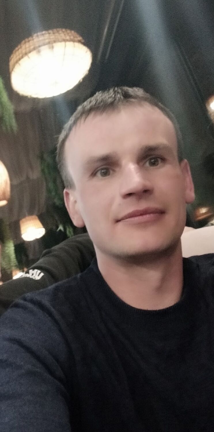 ,   Georgiy, 39 ,   ,   , c , 