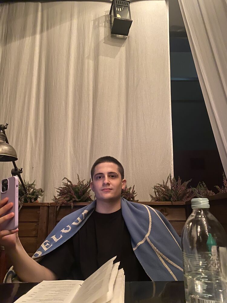 ���� 42157329 ����� �������, 22 ����, ���� ���������� � ������