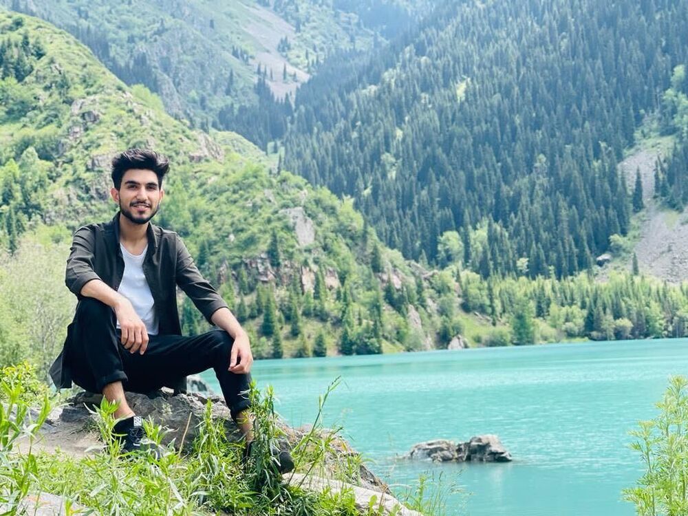  ,   Khabir, 23 ,   ,   , c , 