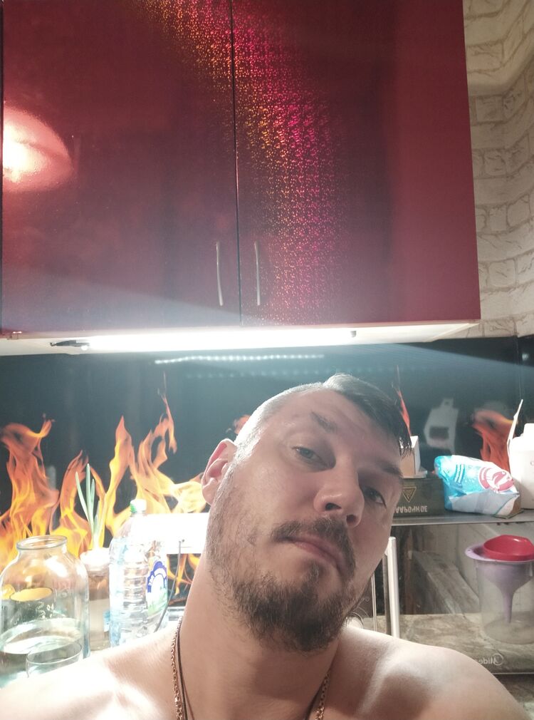  ,   MrNikolaev, 42 ,   ,   
