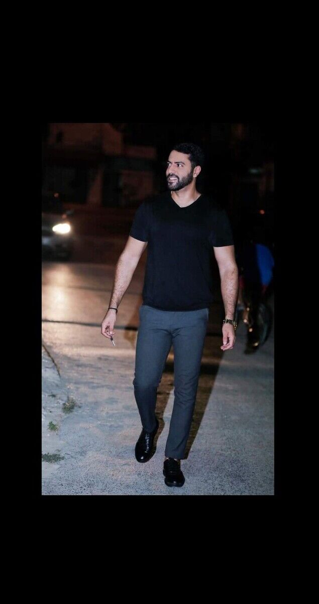  21204359  Tarek, 34 ,    