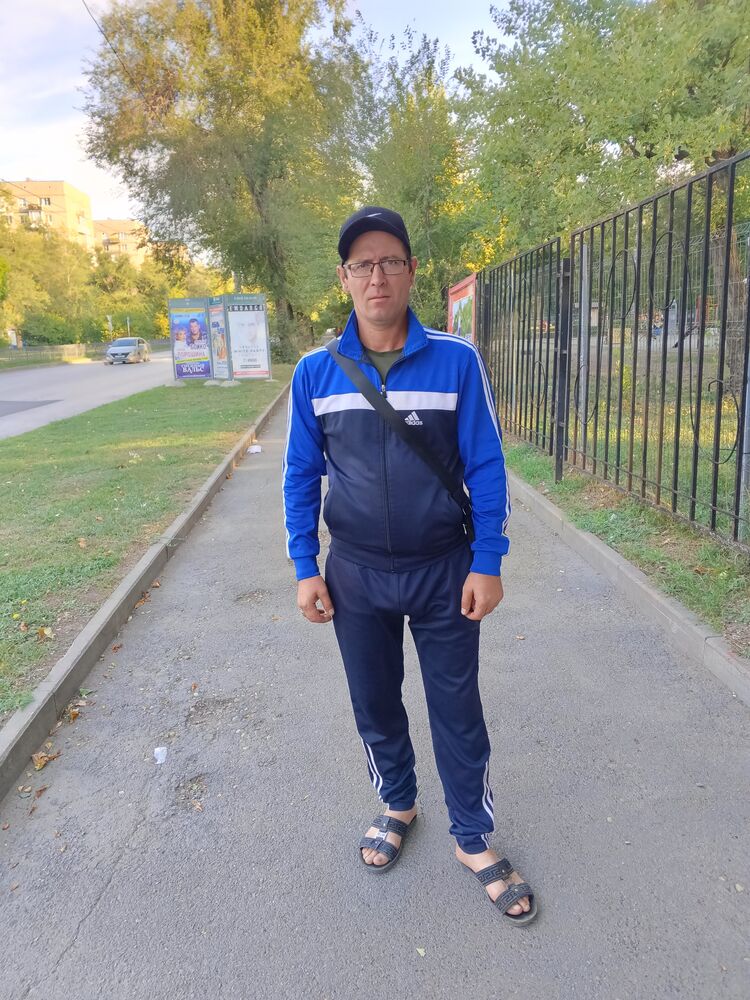  45785899  Hasan, 42 ,    --