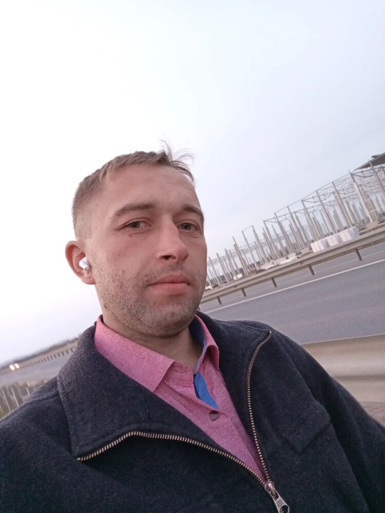  40050279  , 35 ,    