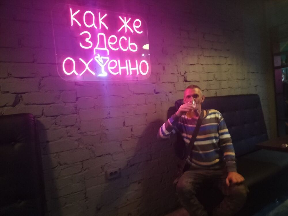 48214859  , 41 ,    