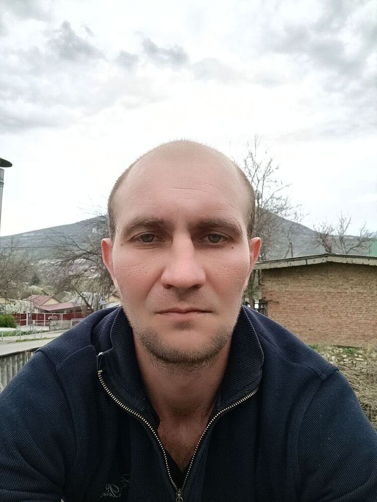  44611099  , 37 ,    