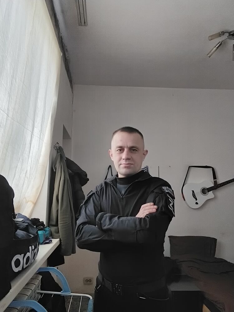  49084699  , 40 ,    