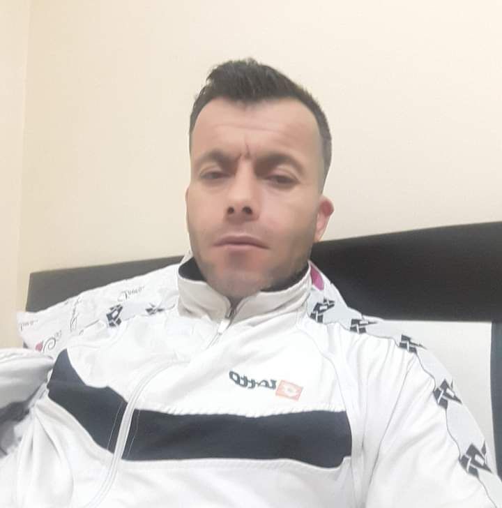  Santa Fe,   Metin, 44 ,   ,   