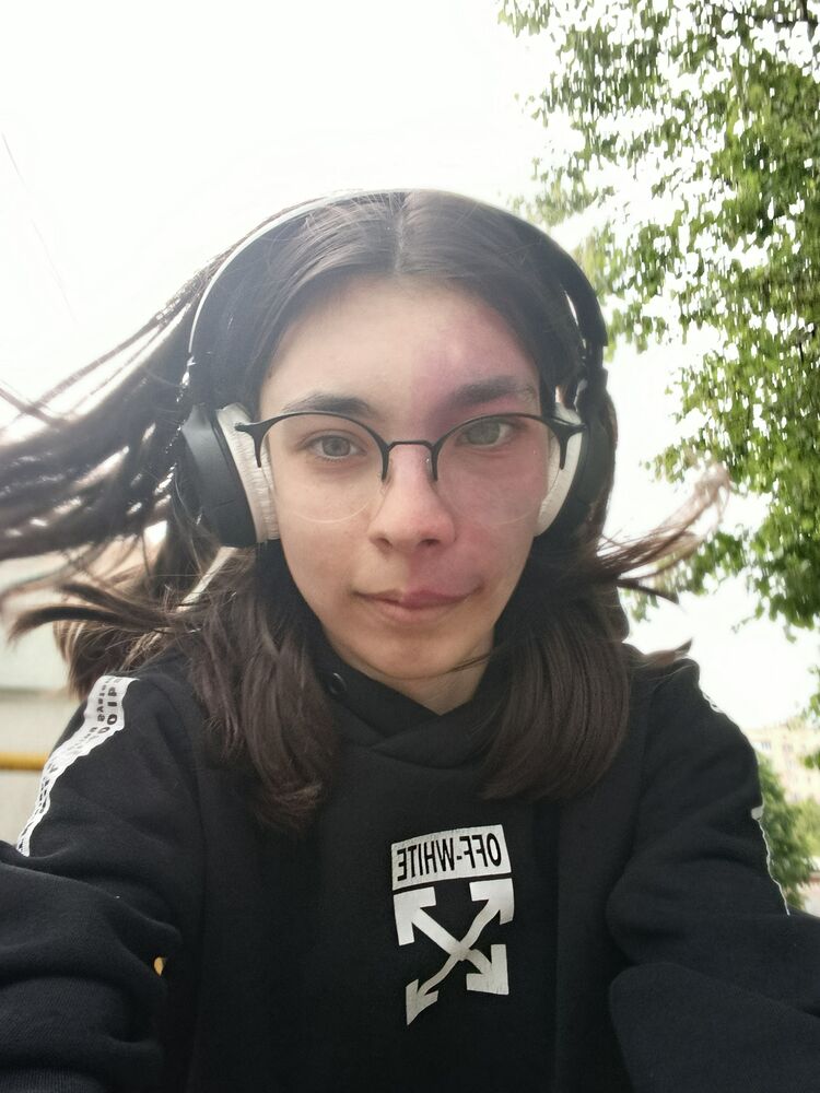  52093269  , 18 ,    
