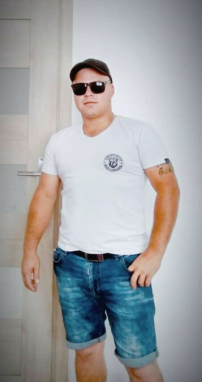  22823369  Ruslan, 34 ,    Lubawka