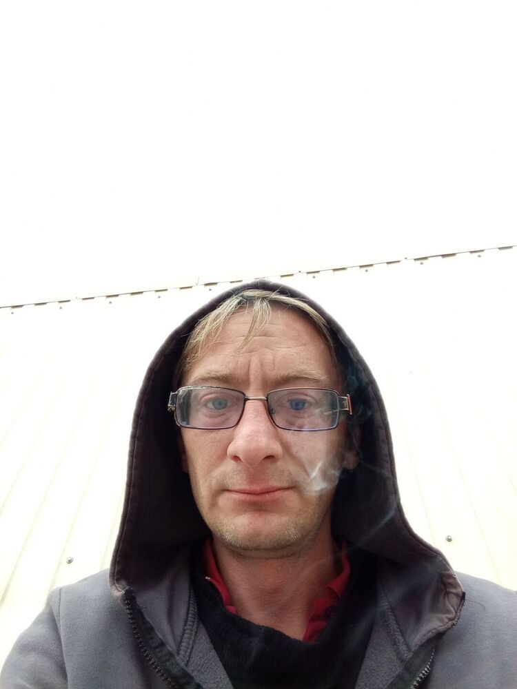 45456349  Alex, 40 ,    