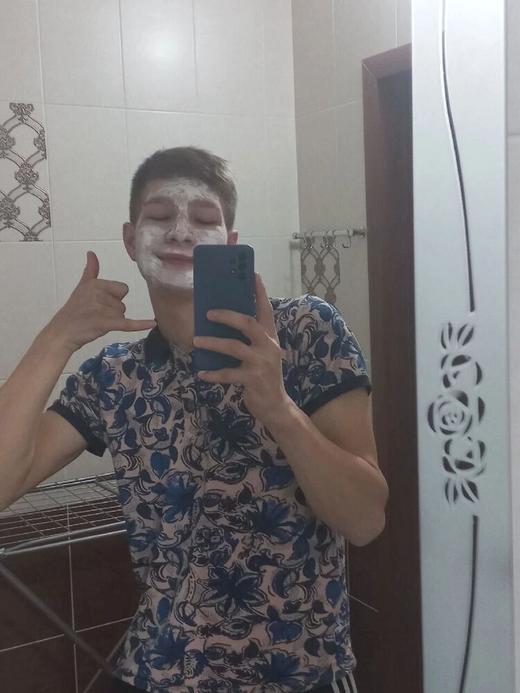  32303949  , 22 ,    