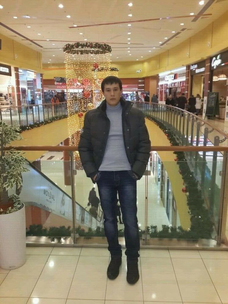  45560779  Saidjon, 35 ,    