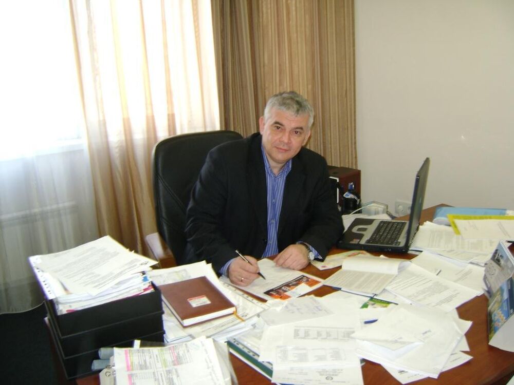  48750829  Leo, 52 ,    Rome