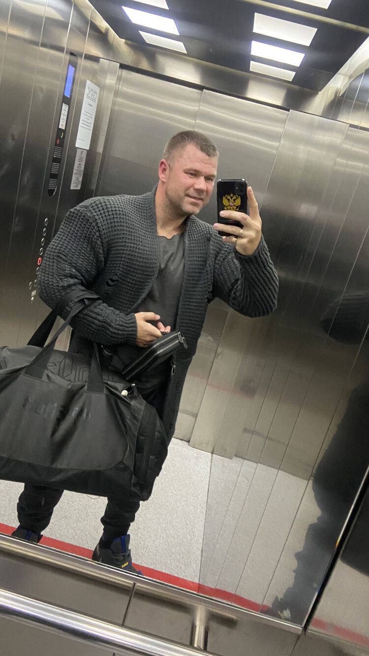  ,   PoZitiFF, 42 ,   ,   , c 