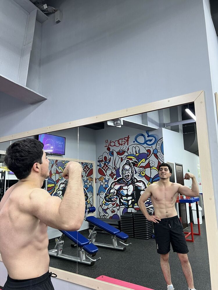  31819769  , 25 ,    -