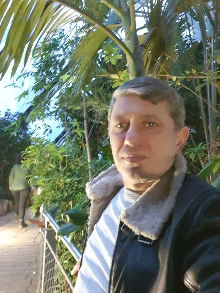  53610799  Giorgi, 45 ,    