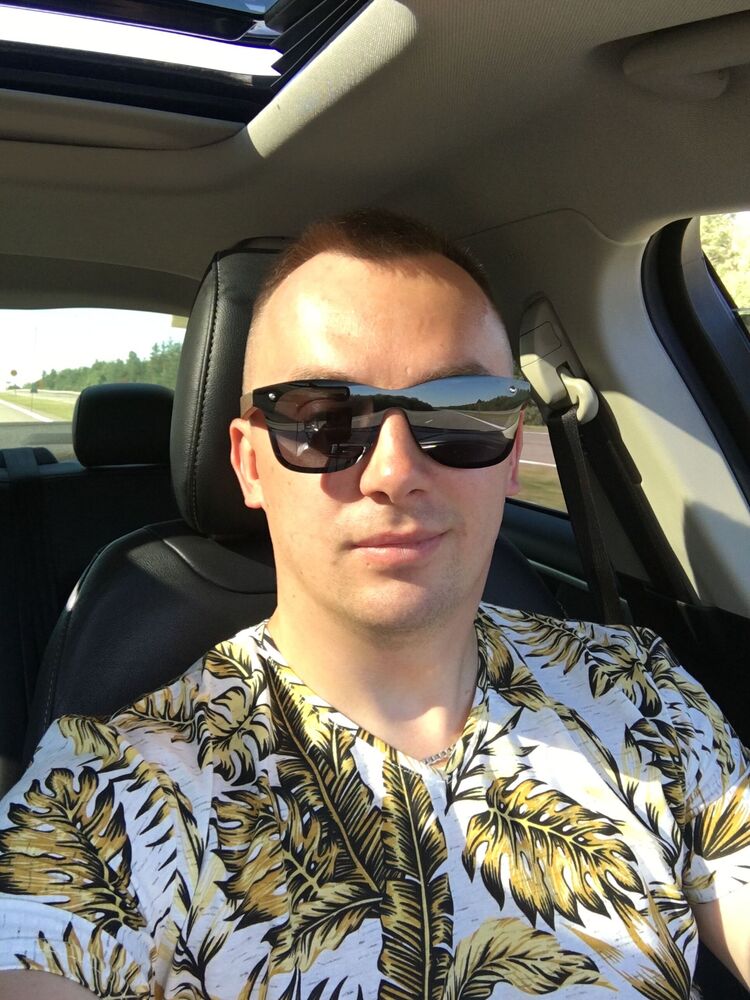  25512829  Alexandr, 35 ,    