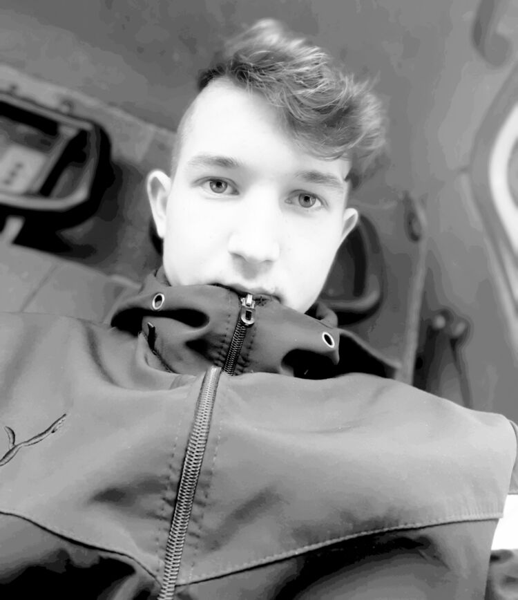  33892389  , 20 ,    --