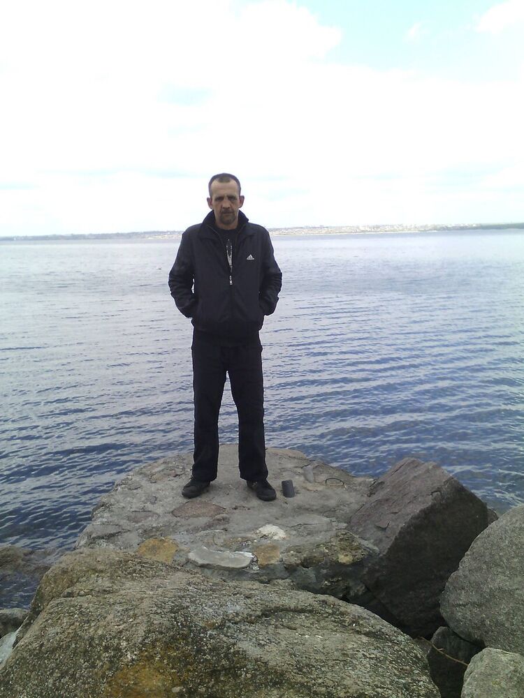  22330999  Seregei, 59 ,     