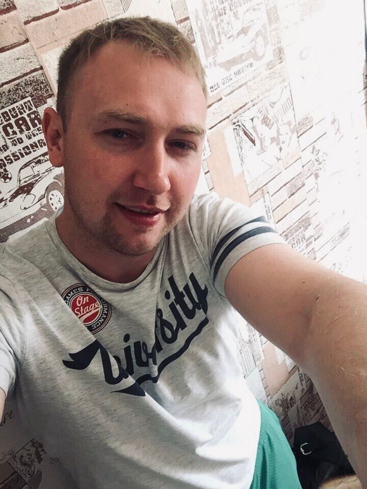  44084739  , 33 ,    
