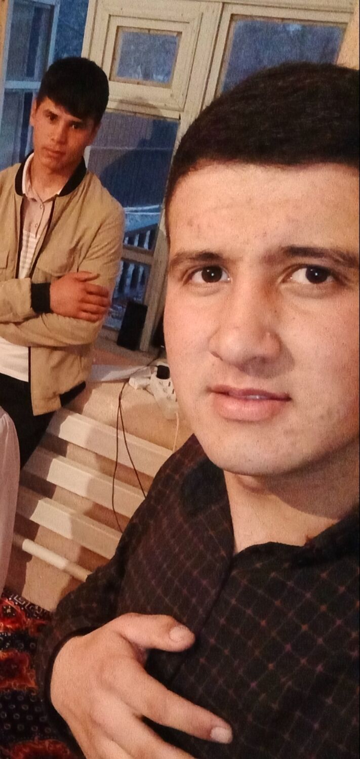  31621949  Qobilbek, 25 ,    