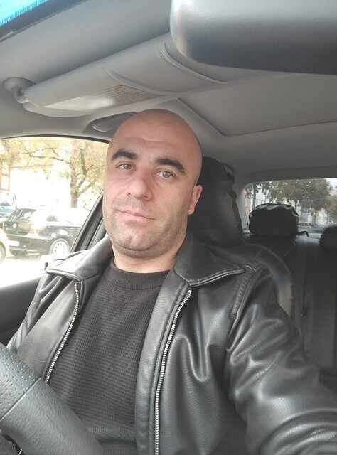  47551249  Roma, 33 ,    