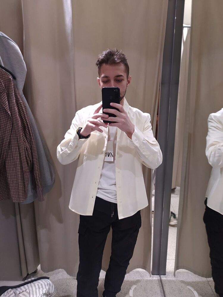  ,   Alex, 24 ,   ,   