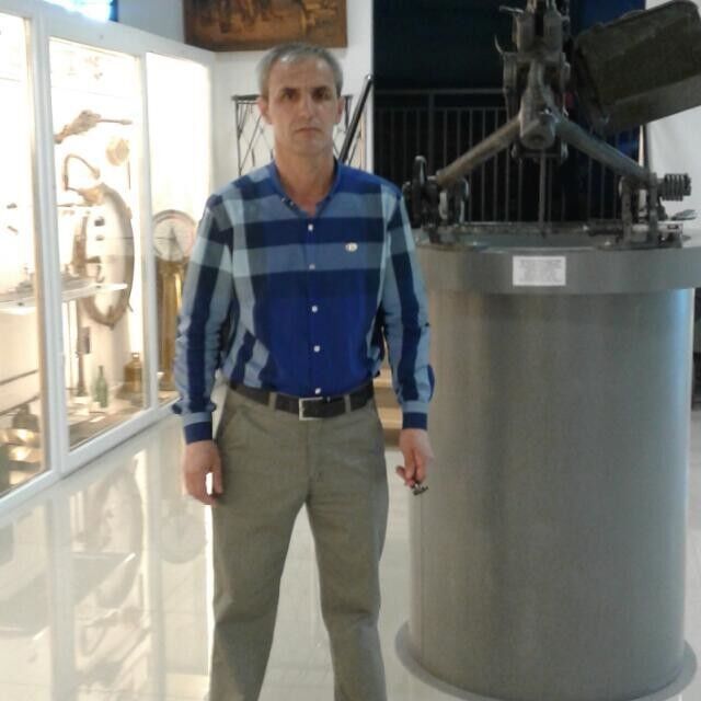  18547319  Rashid, 53 ,    