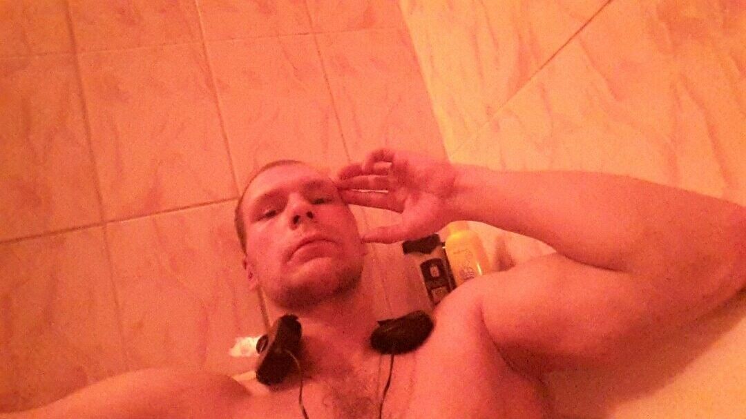  15740279  , 31 ,    