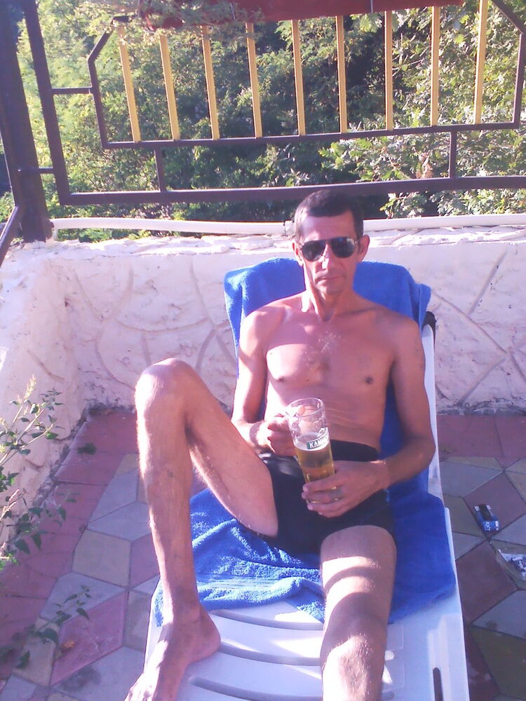  7250939  Aleksei, 53 ,    