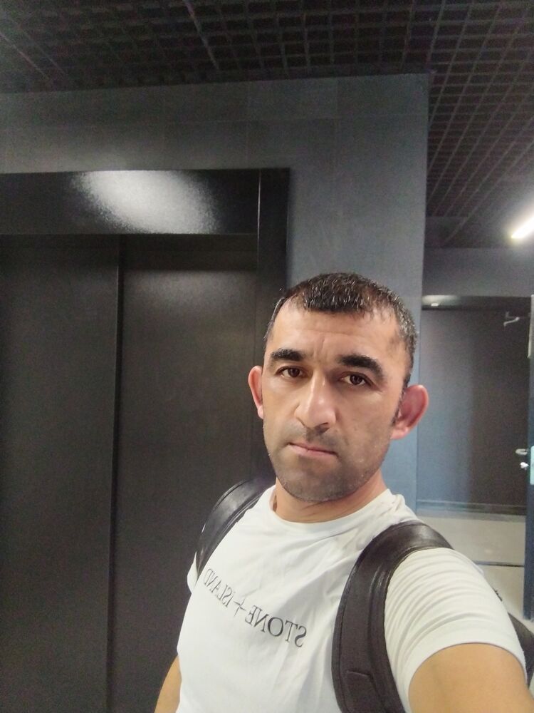  53368809  , 39 ,    
