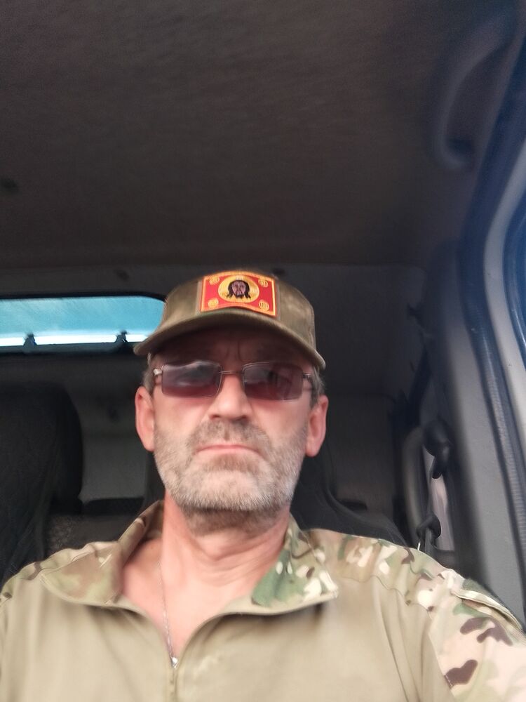  46160659  , 52 ,    