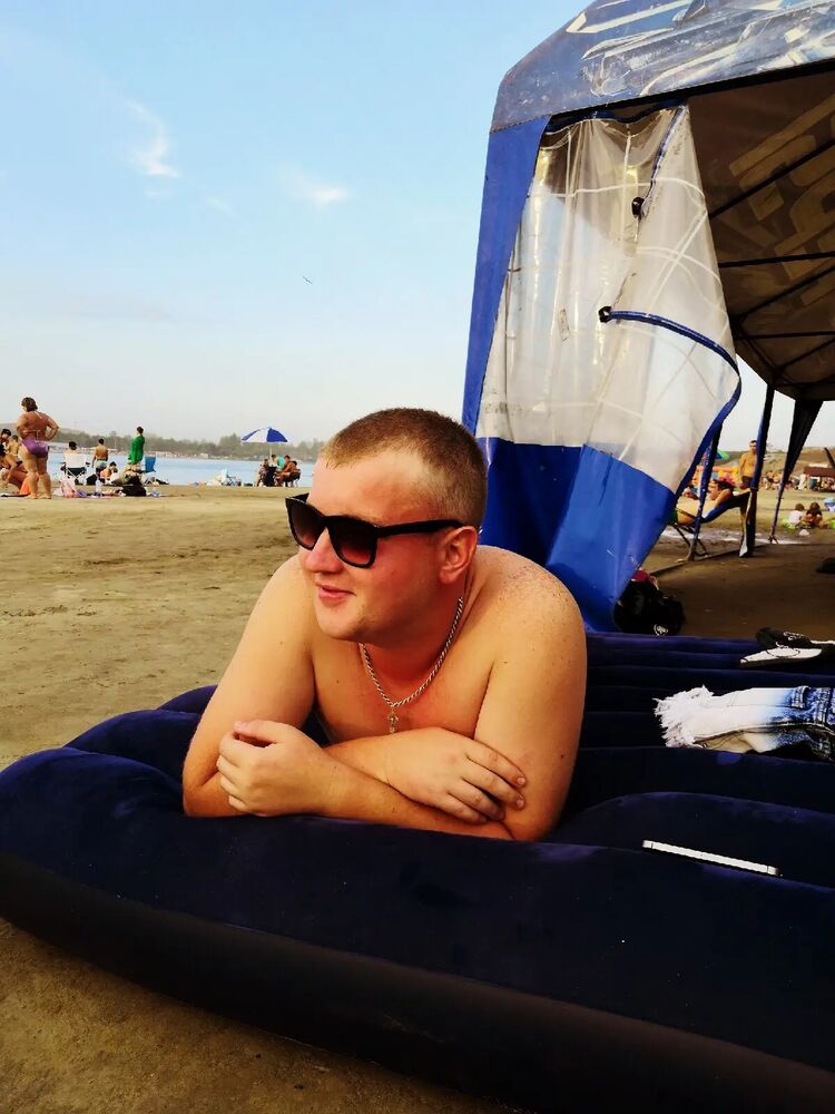  29237749  Slava, 32 ,    