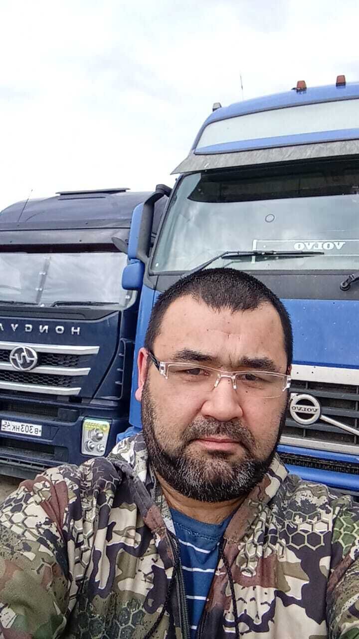  46858069  , 45 ,    