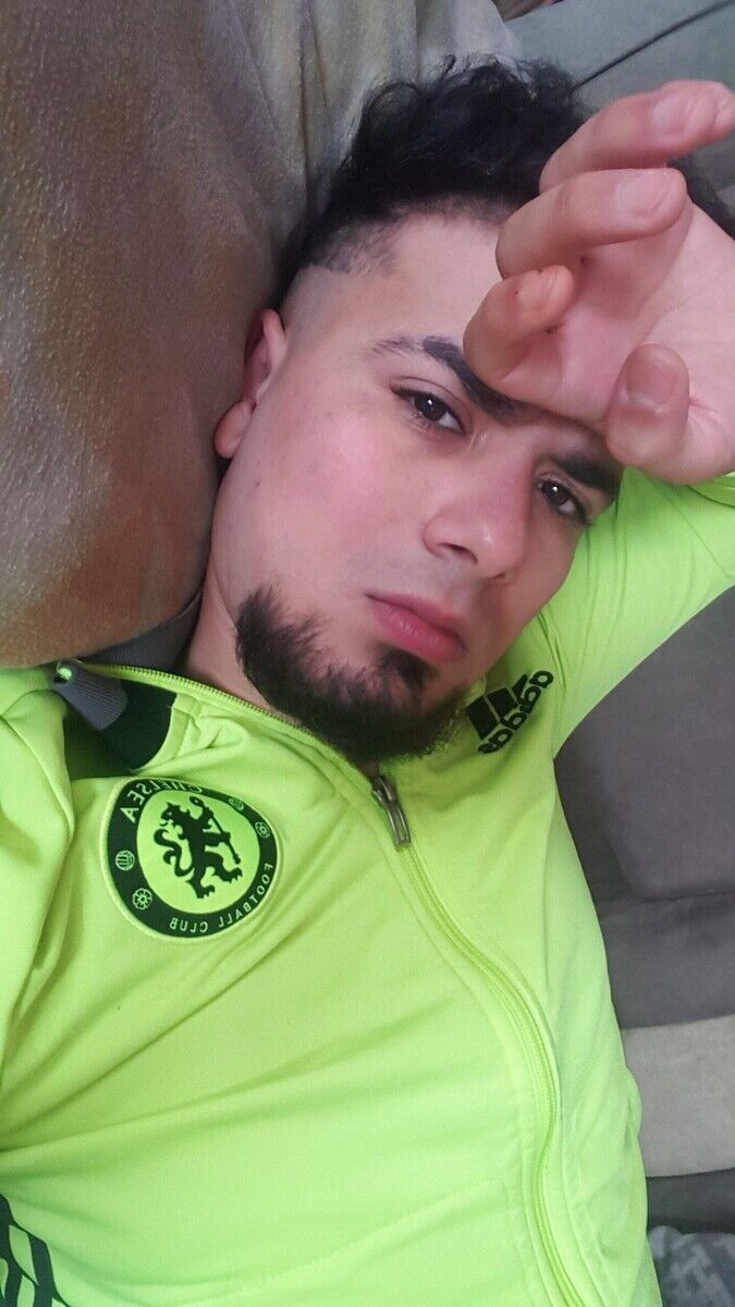  21688759  Leo, 27 ,    