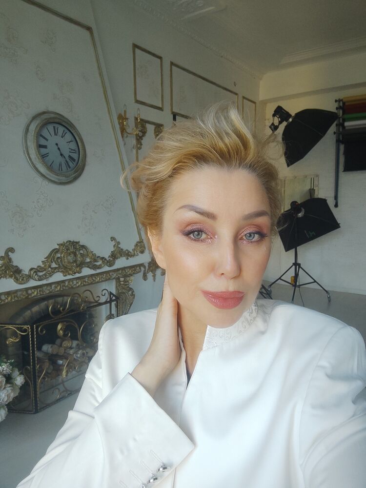 ���������� �����-���������, ���� ������� Helga, 42 ����, ������������ ��� ������, ����� � ���������, c�������� ���������