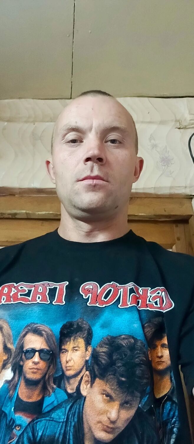  44953069  , 33 ,    